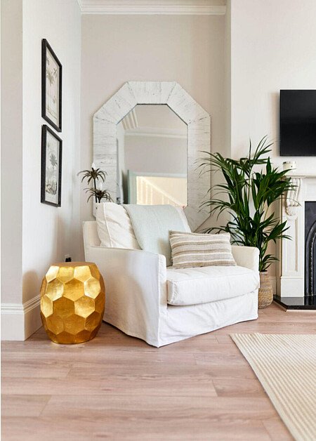 Calm, peaceful, white house, Bournemouth- filming photoshoot location-11