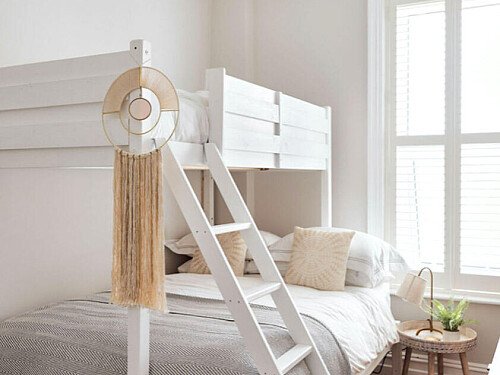 Calm, peaceful, white house, Bournemouth- filming photoshoot location-17