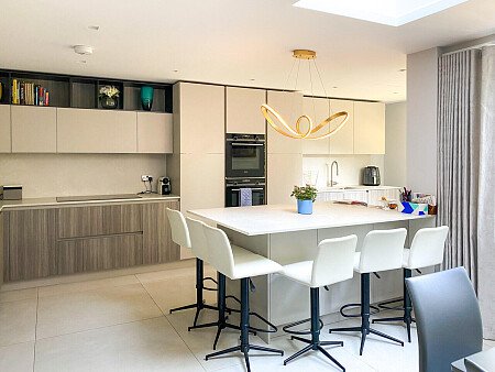 Colourful flowerbeds- London -  filming photoshoot location-02