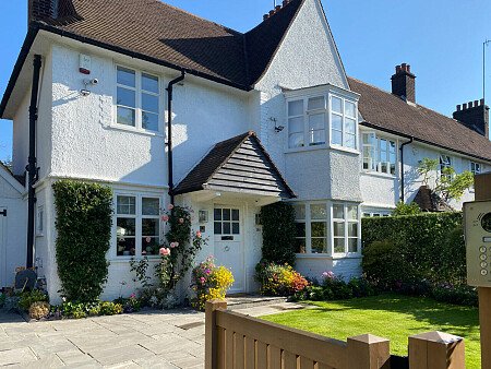 Colourful flowerbeds- London -  filming photoshoot location-01
