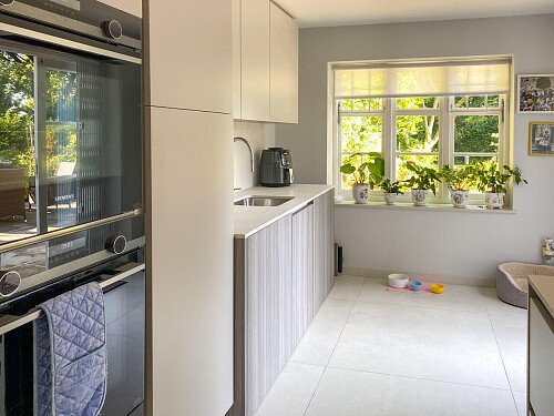 Colourful flowerbeds- London -  filming photoshoot location-05