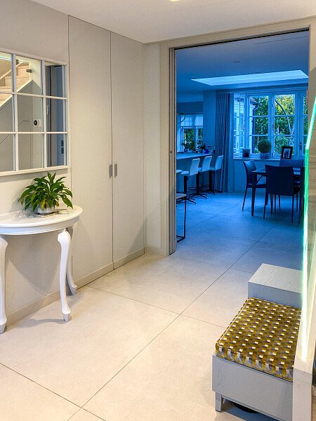 Colourful flowerbeds- London -  filming photoshoot location-16