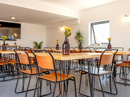 Beachfront swimming pool - Filming Photoshoot Locations-06