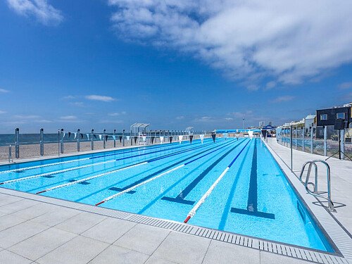 Beachfront swimming pool - Filming Photoshoot Locations-05