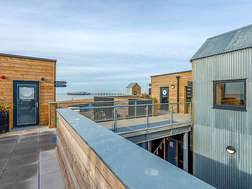 Beachfront swimming pool - Filming Photoshoot Locations-10