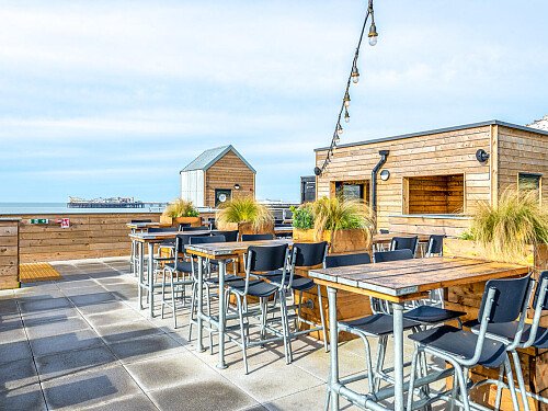 Beachfront swimming pool - Filming Photoshoot Locations-14