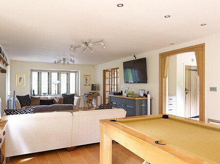 Carved wooden doorframes-WD3 -filming photoshoot location-15