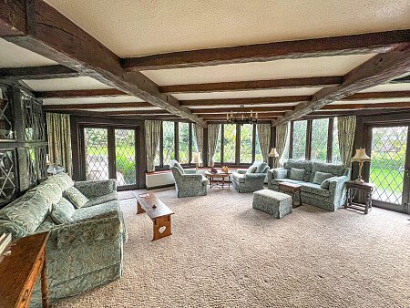 Original features- Surrey-  filming photoshoot location-02