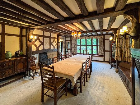 Original features- Surrey-  filming photoshoot location-03