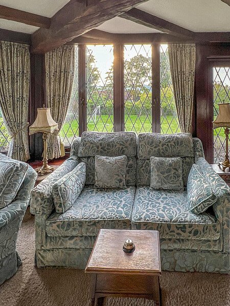 Original features- Surrey-  filming photoshoot location-06