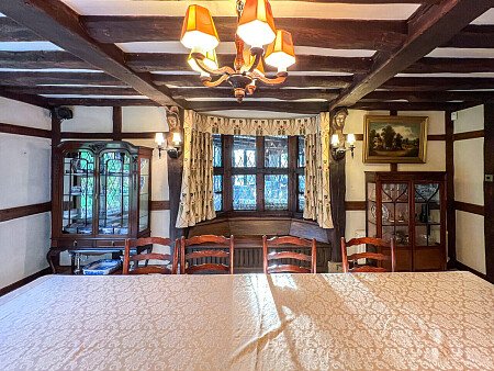 Original features- Surrey-  filming photoshoot location-08