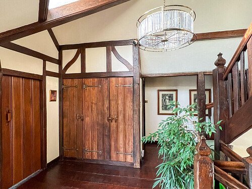 Original features- Surrey-  filming photoshoot location-10