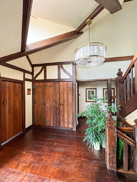 Original features- Surrey-  filming photoshoot location-10