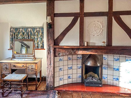 Original features- Surrey-  filming photoshoot location-09