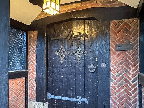 Original features- Surrey-  filming photoshoot location-21