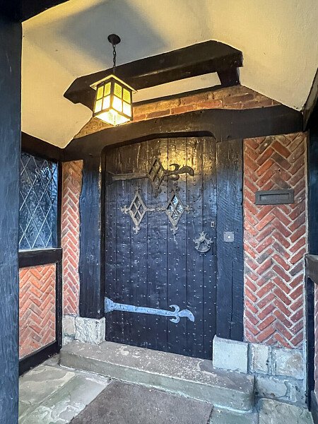 Original features- Surrey-  filming photoshoot location-21