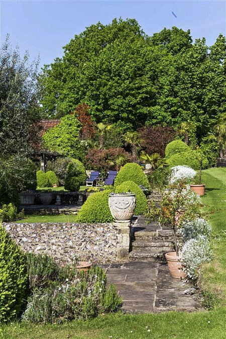 Original features- Surrey-  filming photoshoot location-27