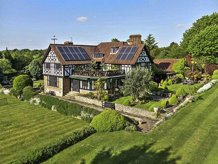 Original features- Surrey-  filming photoshoot location-33