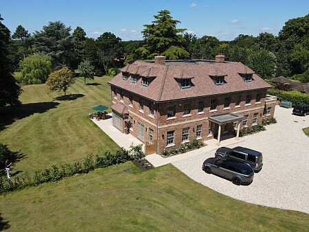 Clinical decor, vast land  - Filming Photoshoot Locations-04