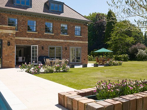 Clinical decor, vast land  - Filming Photoshoot Locations-05