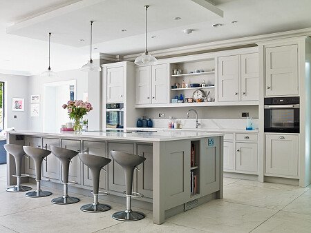 Clinical decor, vast land  - Filming Photoshoot Locations-11