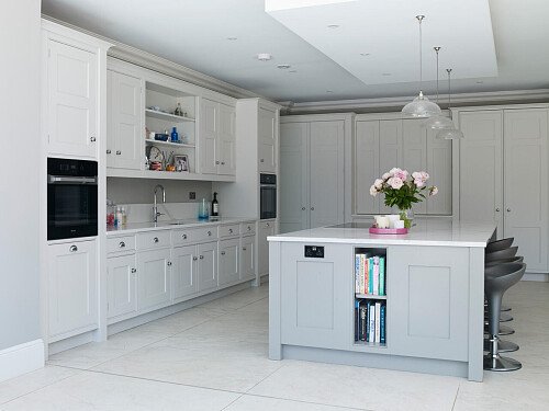 Clinical decor, vast land  - Filming Photoshoot Locations-16