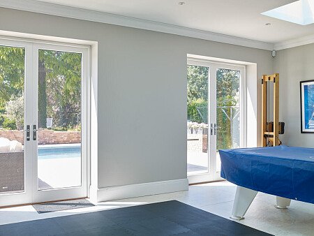 Clinical decor, vast land  - Filming Photoshoot Locations-27