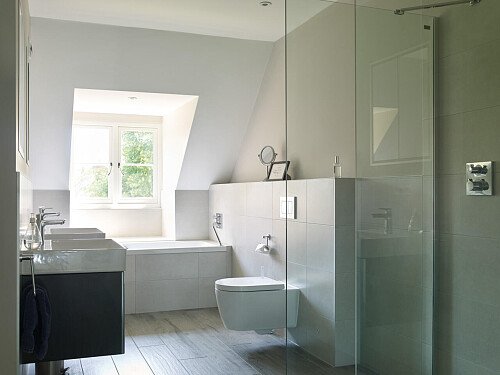 Clinical decor, vast land  - Filming Photoshoot Locations-65