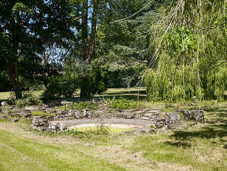 Clinical decor, vast land  - Filming Photoshoot Locations-74