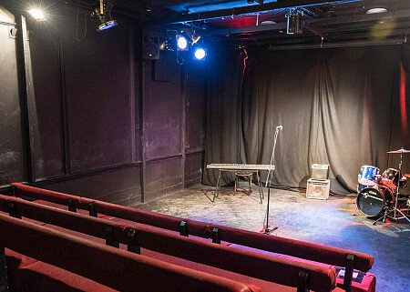 Intimate and cosy theatre- London-  filming photoshoot location-10