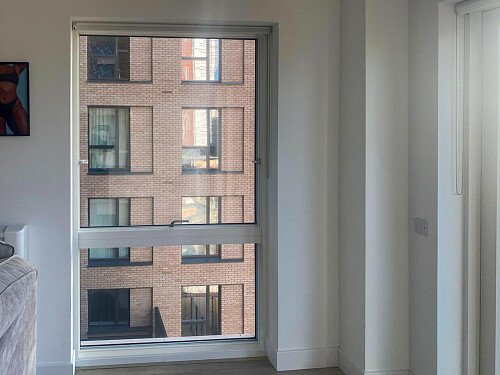 Crisp apartment with roomy terrace- - Greater London- filming photoshoot location-12