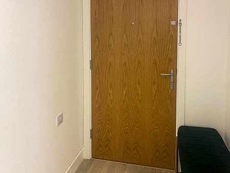 Crisp apartment with roomy terrace- - Greater London- filming photoshoot location-14