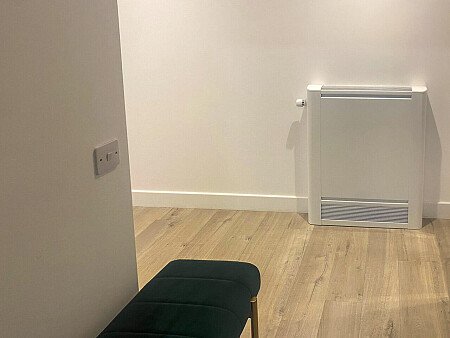 Crisp apartment with roomy terrace- - Greater London- filming photoshoot location-15