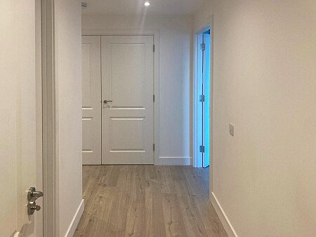 Crisp apartment with roomy terrace- - Greater London- filming photoshoot location-19