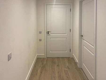 Crisp apartment with roomy terrace- - Greater London- filming photoshoot location-22