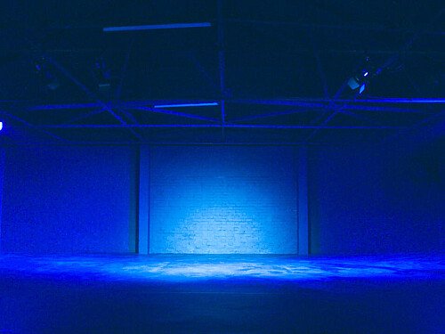 Black warehouse- NW10-  filming photoshoot location-04