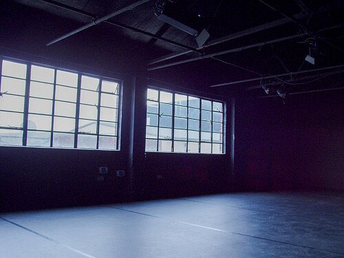 Black warehouse- NW10-  filming photoshoot location-05