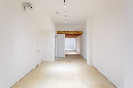 bright white with exposed wooden beams- London- filming photoshoot location-2