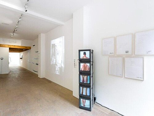 bright white with exposed wooden beams- London- filming photoshoot location-8