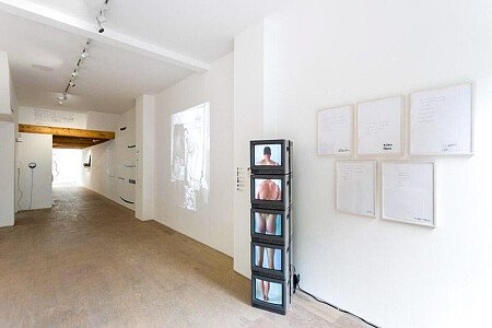 bright white with exposed wooden beams- London- filming photoshoot location-8