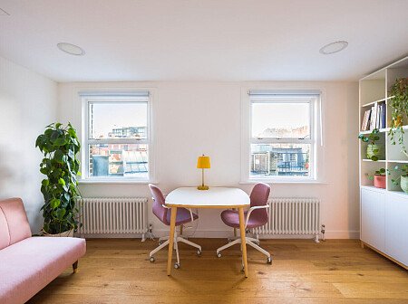 Pink sofa- London- filming photoshoot location-11