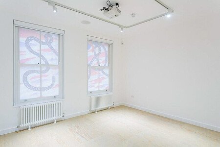 Huge ceiling window- London- filming photoshoot location-08