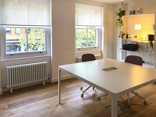 Pink sofa- London- filming photoshoot location-10