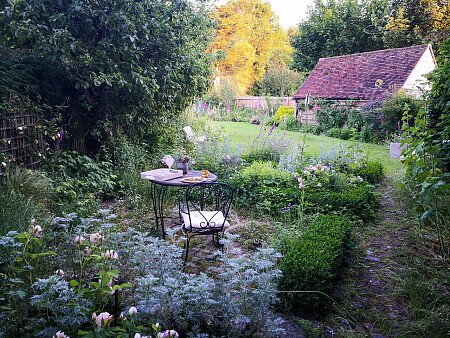 low ceiling cottage- Canterbury- filming photoshoot location-04