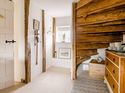 low ceiling cottage- Canterbury- filming photoshoot location-05