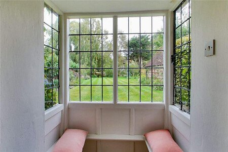 low ceiling cottage- Canterbury- filming photoshoot location-08