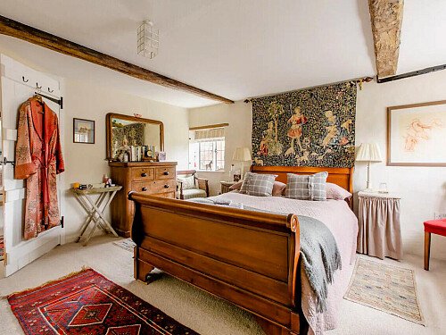 low ceiling cottage- Canterbury- filming photoshoot location-10