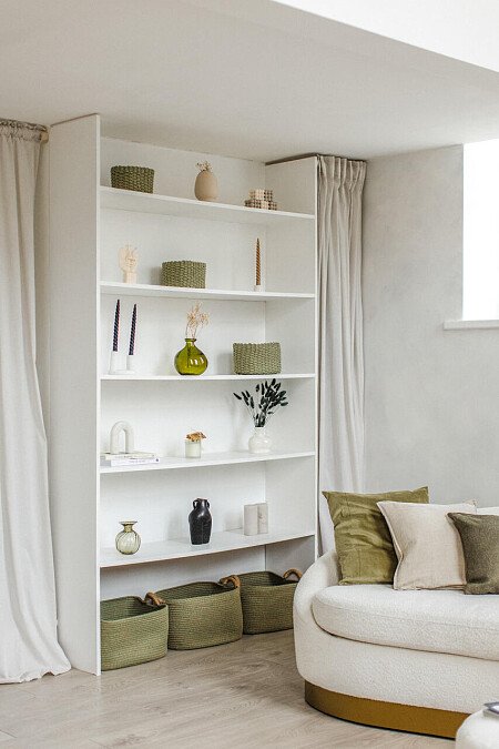 Crisp white, abstract furtniture  - Filming Photoshoot Locations-08