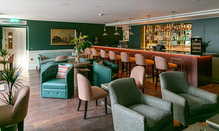 Four poster beds- London- filming photoshoot location-007