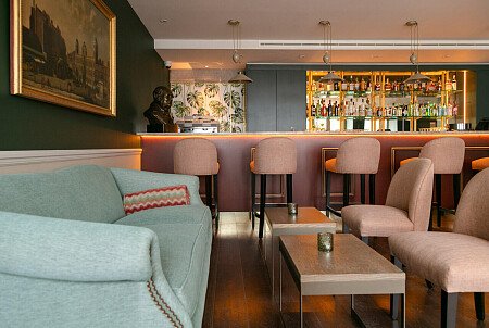 Four poster beds- London- filming photoshoot location-008